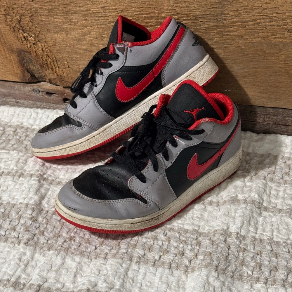 Nike Air Jordan 1 Low Red Black Gray Sneakers Shoes Casual Style Size 7Y